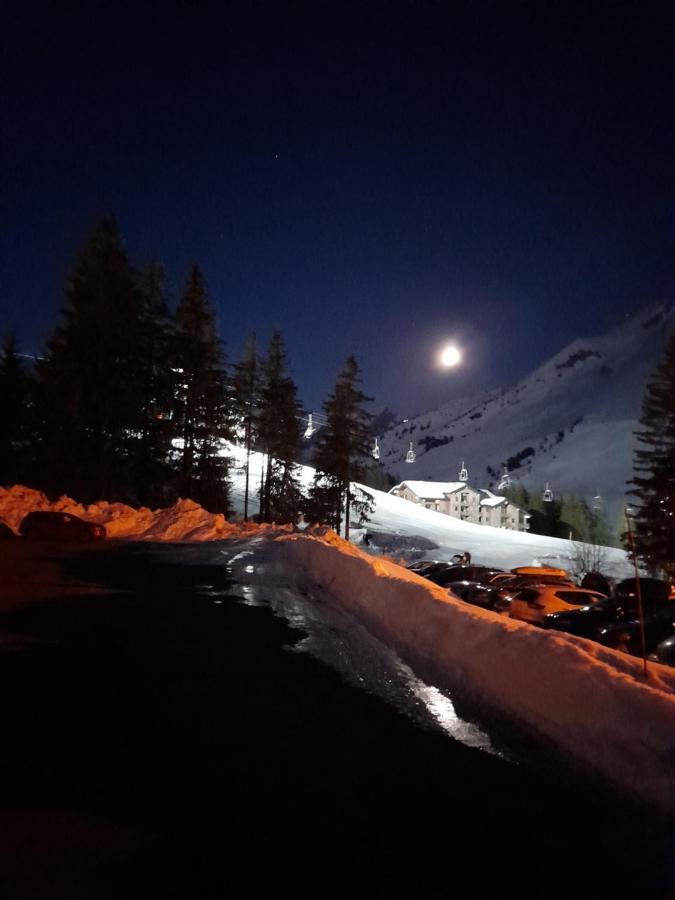 Appartement Au Coeur Des Aravis Manigod Exterior foto